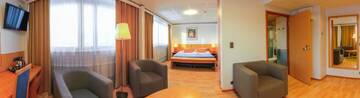 Фото номера Люкс с сауной Отель Economy Hotel Savonia г. Куопио 9
